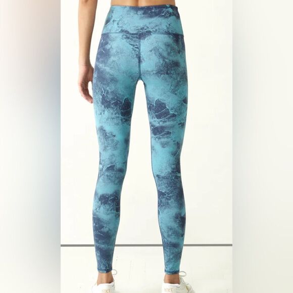 Nualime Power leggings,blue base;sculpting performance knit fabric,compressiveXS - Picture 3 of 7
